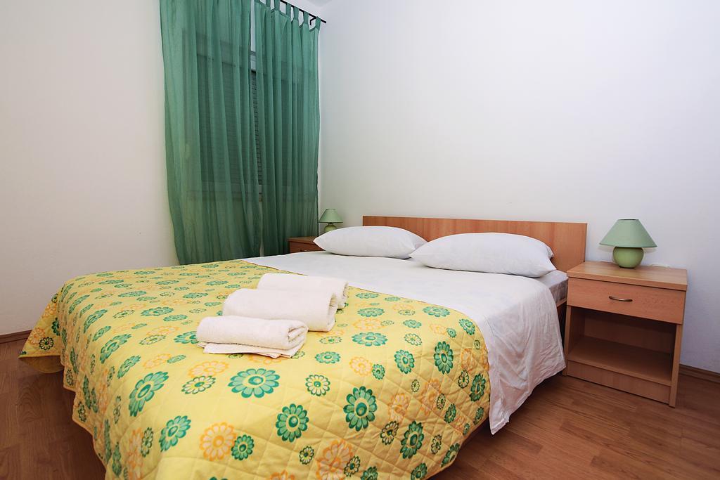 Apartments Lucija ซูโกชัน ภายนอก รูปภาพ